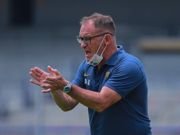 Andrés Lillini se va de los Pumas