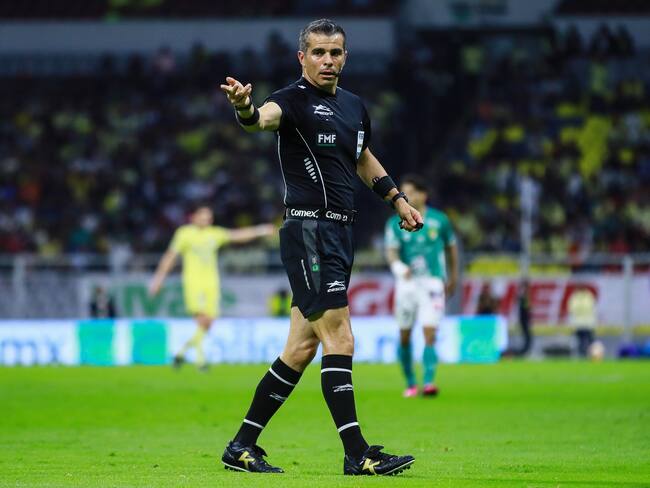 El árbitro Fernando Hernández cumplió su sanción y puede volver a pitar