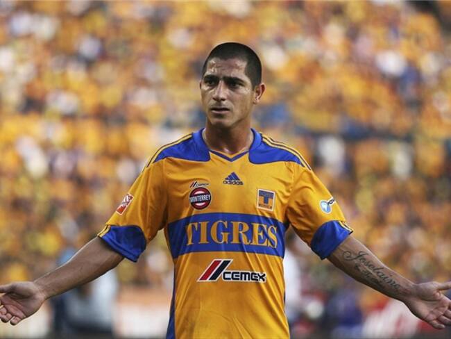 Danilinho explota y le 'mienta la m%dr#' al Tuca