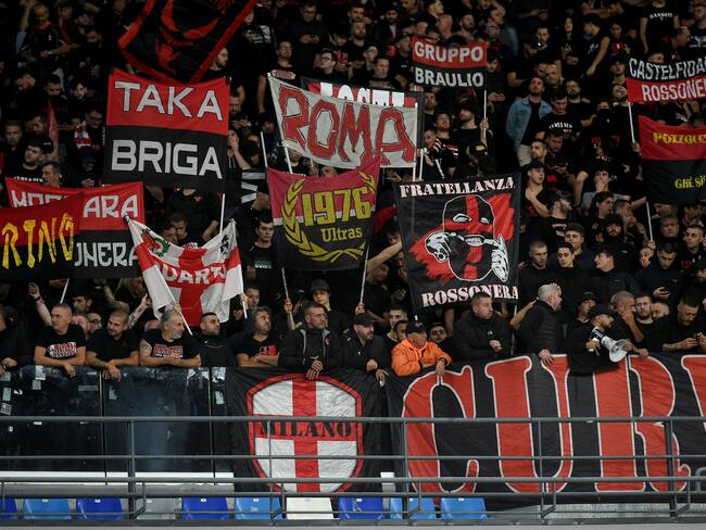 Hallan cuerpo de aficionado del Napoli en su estadio, tras partido ante el Milan