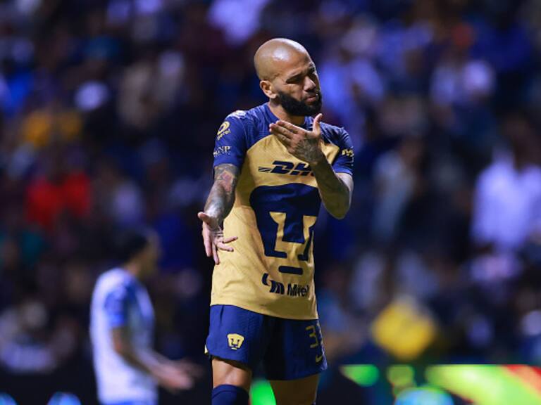 Dani Alves vive una pesadilla con Pumas