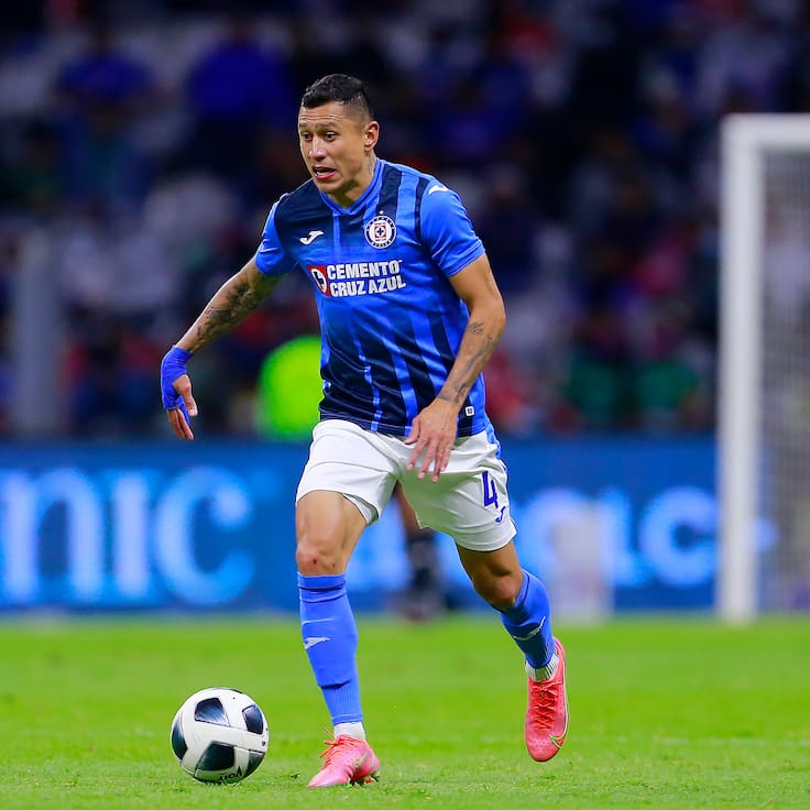 ‘Cata’ Domínguez regresa a Cruz Azul junto a Joel Huiqui para el Apertura 2026