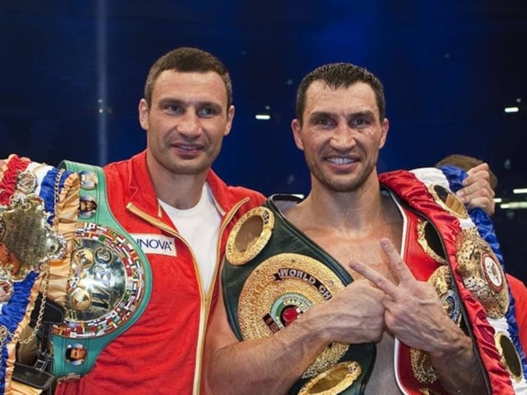 Las dos leyendas del boxeo hablaron fuerte sobre la invasión de Rusia a su país.. Foto: getty