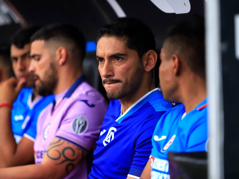 Jesús Corona se molesta con sus compañeros por la humillación del juego ante América