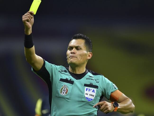 ¡Listo el árbitro para la gran Final de vuelta entre León y Pumas!