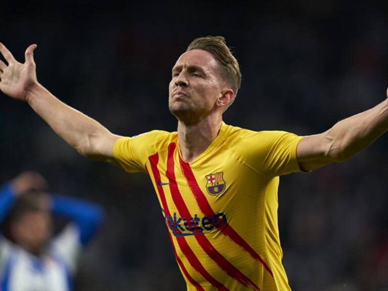 El delantero neerlandés le dio el empate al Barcelona. Foto: Getty