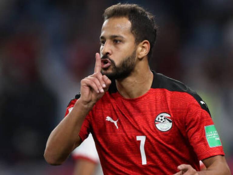 Ahmed Refaat, jugador egipcio, se desvanece durante un partido