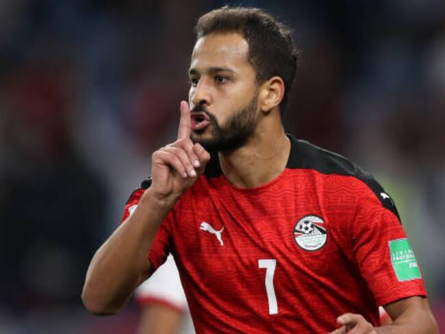Ahmed Refaat, jugador egipcio, se desvanece durante un partido