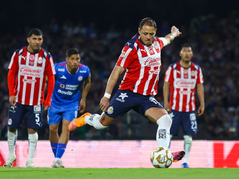 Chicharito Hernández habla tras penal fallado ante Cruz Azul y su salida de Chivas