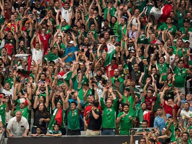 Afición mexicana en Rusia. Foto: W Deportes