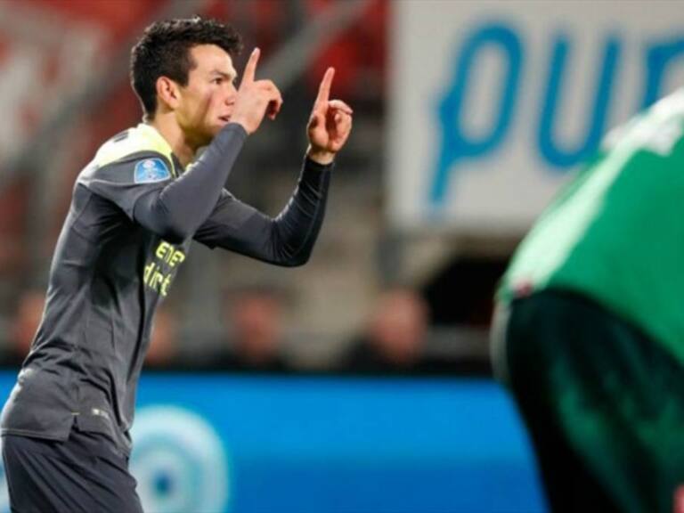 Lozano festeja su gol ante el Twente . Foto: