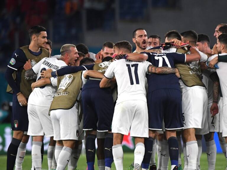 Italia golea a Turquía en el inicio de la Euro 2020