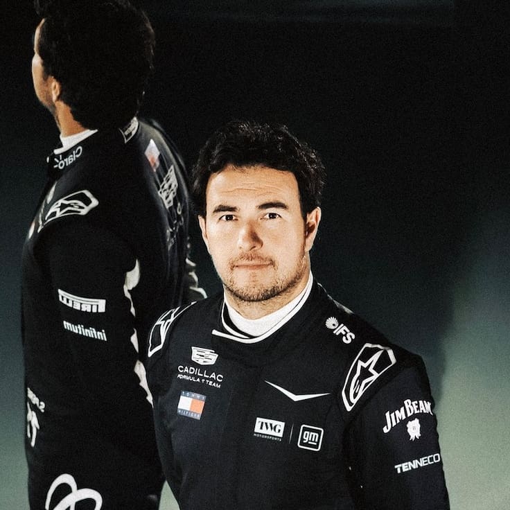 Checo Pérez revela el casco que usará en su regreso a la Fórmula 1 con Cadillac
