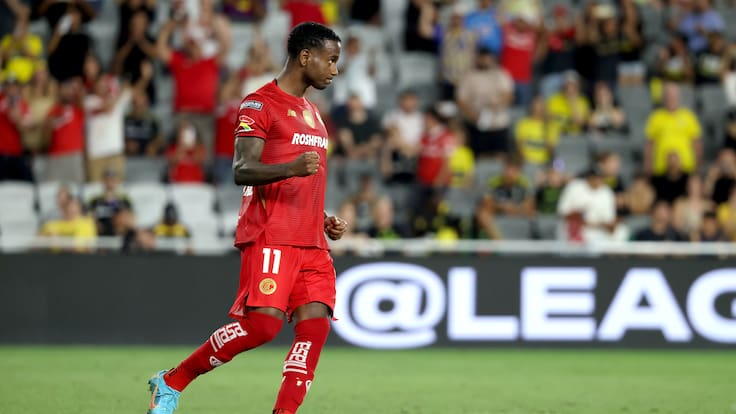 Helinho denuncia racismo y rompe el silencio tras su bronca con el América