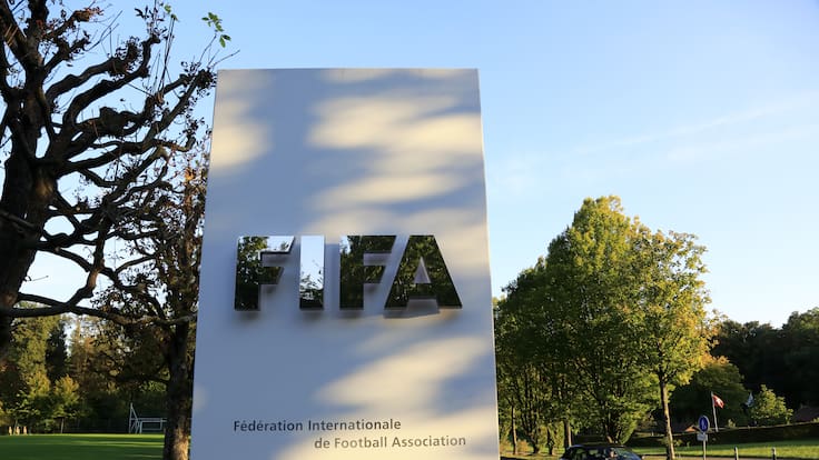 FIFA confirma nuevas reglas para el Mundial 2026: Más VAR, menos tiempo perdido y cambios clave en lesiones y arbitraje