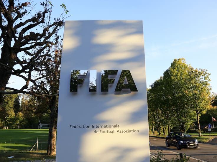 FIFA confirma nuevas reglas para el Mundial 2026: Más VAR, menos tiempo perdido y cambios clave en lesiones y arbitraje