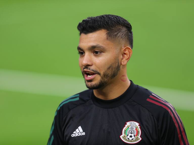 Tecatito Corona fue operado con éxito y crecen sus chances de llegar a Qatar