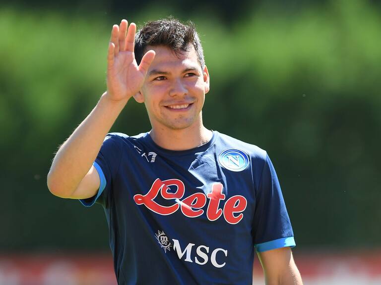 Chucky Lozano suma su segundo partido consecutivo con el Napoli en la titularidad