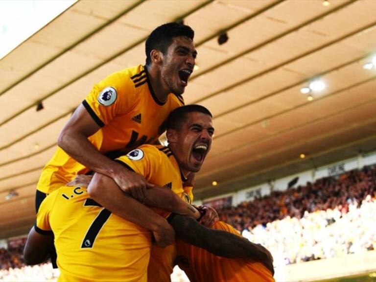 Raúl Jiménez y su club viven un gran momento . Foto: Twitter, Wolverhampton