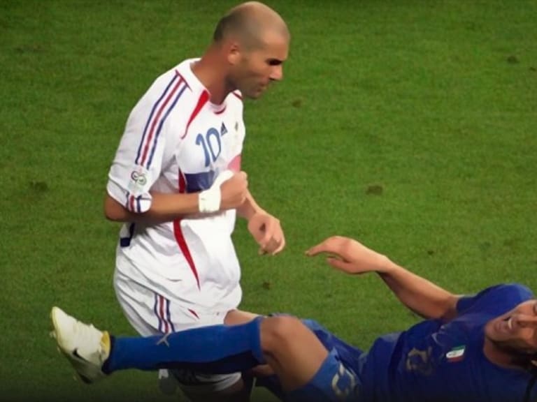 Zidane golpea a Materazzi en la final del Mundial Alemania 2006