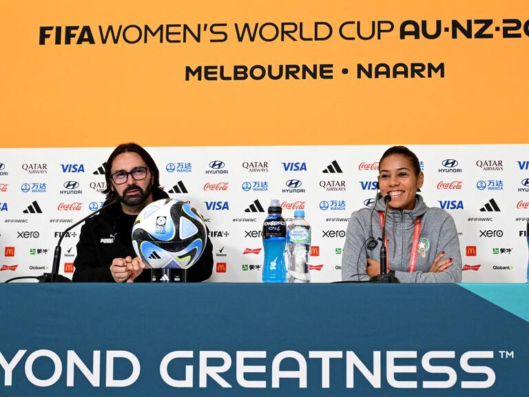 Un periodista le hizo una pregunta sobre homosexualidad al DT y a la capitana de Marruecos