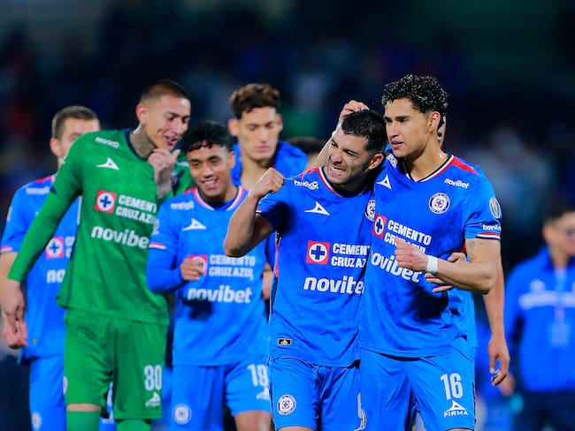 Cruz Azul vs Chivas: La paternidad de la Máquina que pone en riesgo el liderato del Rebaño