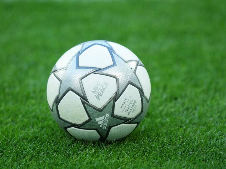 La Champions League dejó varios batacazos en su primer jornada