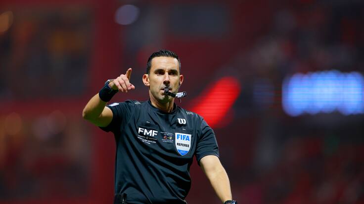 César Arturo Ramos y otros árbitros mexicanos siguen sin poder salir de Qatar por conflicto en Medio Oriente