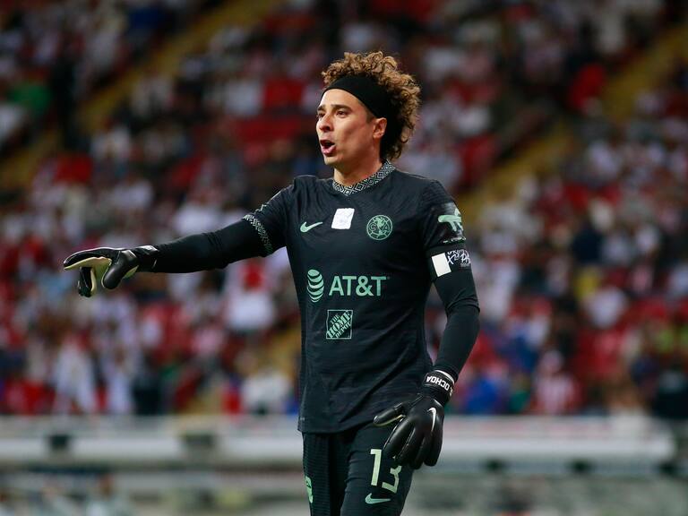 Guillermo Ochoa tiene una racha sin gol de casi 700 minutos