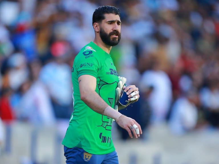 Gil Alcalá recuerda a Dani Alves en CU