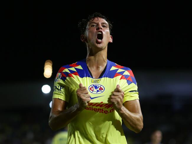 ¡Remontada! De la mano de Lichnovsky, América con todo y rotaciones vuela firme en el primer lugar de la tabla general triunfando ante Mazatlán