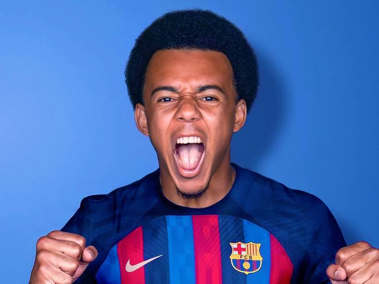 Jules Koundé ha aceptado jugar para el Barcelona