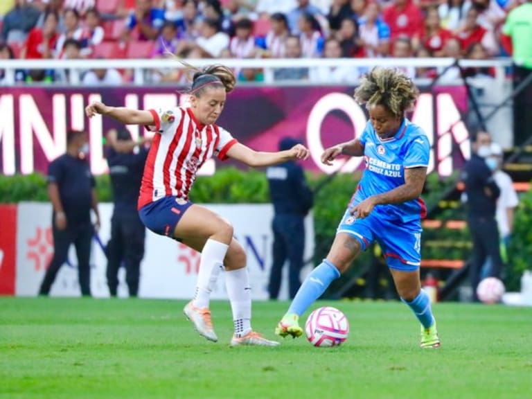 El Cruz Azul vs Chivas de Liguilla Femenil será en el estadio Azteca