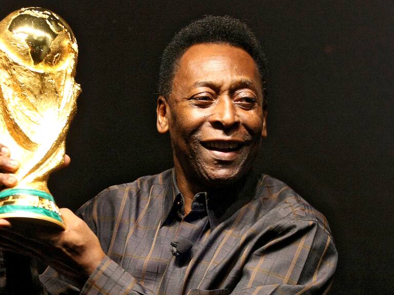 Pelé está hospitalizado