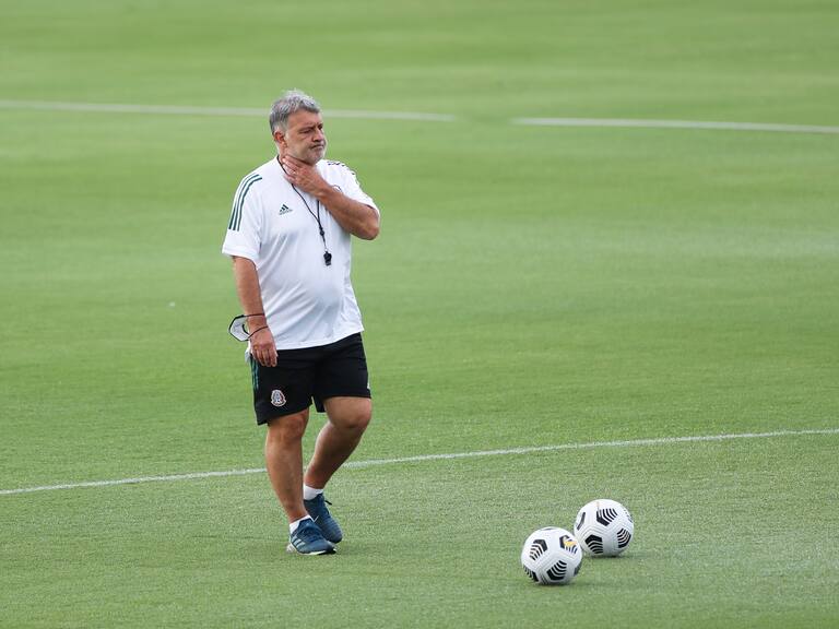 DALLAS, TX - JULY 09: Head Coach of Mexico Gerardo Martino looks-on during a training session at Dallas Baptist University on July 9, 2021 in Dallas, Texas. (Photo by Omar Vega/Getty Images)