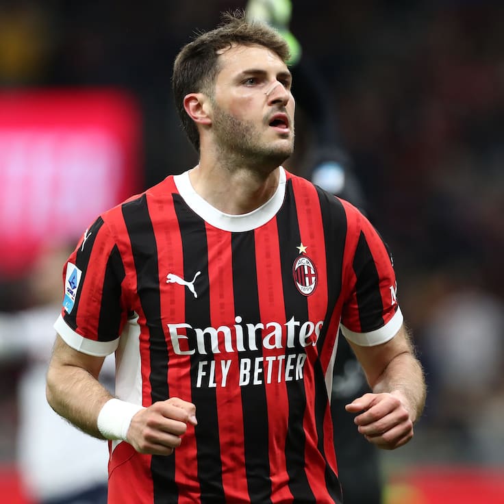 ¡Rechazado! Milan batea la primera oferta del Porto por Santiago Giménez: ¿Qué pide el club?