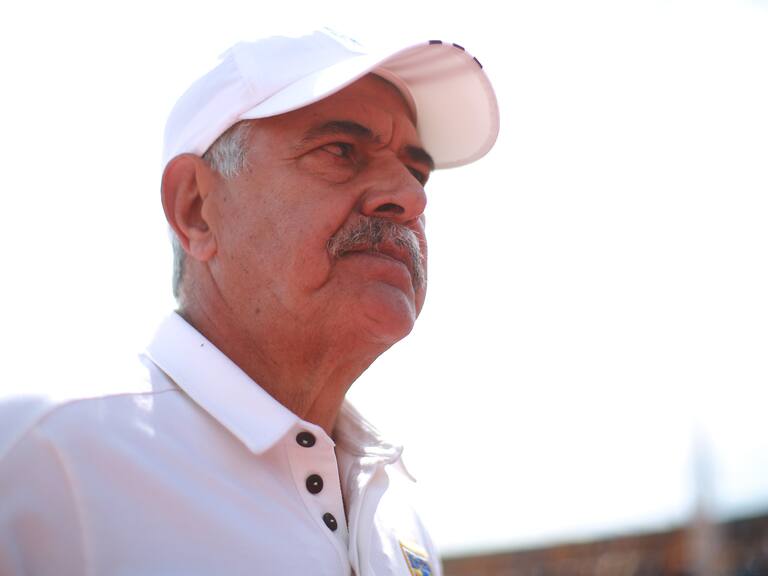 Tuca Ferretti arremete contra Hugo Sánchez: “Yo no traiciono mis colores universitarios”