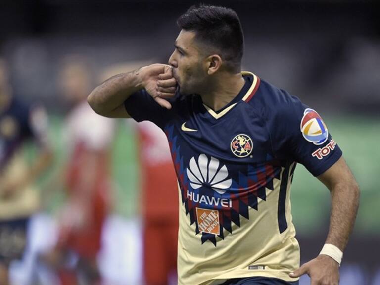 Silvio Romero celebrando su gol. Foto: Getty Images