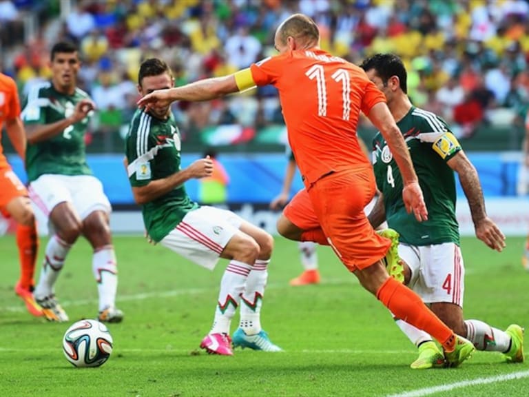 Robben en el partido frente a México en 2014. Foto: Getty Images
