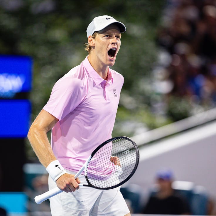 Jannik Sinner logra el Sunshine Double en 2026 y pone en jaque el reinado de Carlos Alcaraz