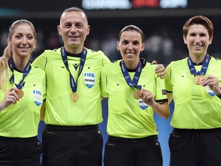 Stéphanie Frapart, Manuela Nicolosi, Michel O’ Neal. Foto: GettyImages