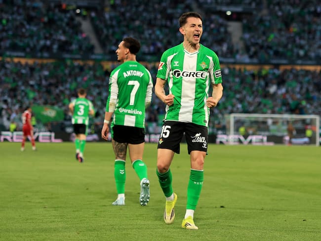 Fidalgo se estrena como goleador con el Betis en su regreso a La Liga