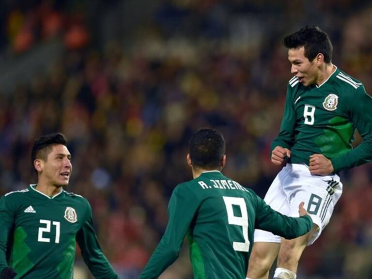 Hirving Lozano festejando un gol. Foto: Getty Images