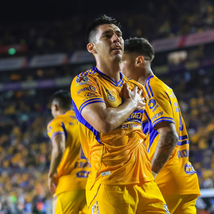 Tigres remonta a Chivas y pone pie y medio en Semifinales del Clausura 2026