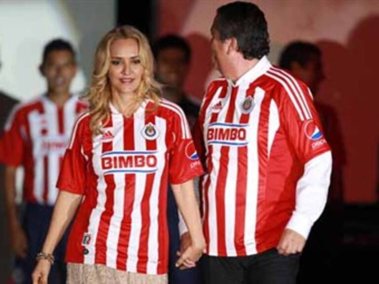 Señala Angélica Fuentes una “reacción pasional” de Jorge Vergara