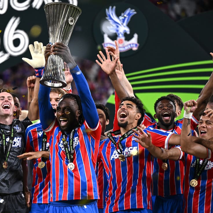Crystal Palace vs Rayo Vallecano resultado final Conference League 2026: Mateta decide la final 1-0 en Leipzig