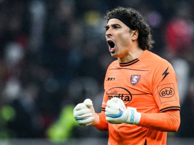 Guillermo Ochoa, MVP de la Salernitana en la temporada