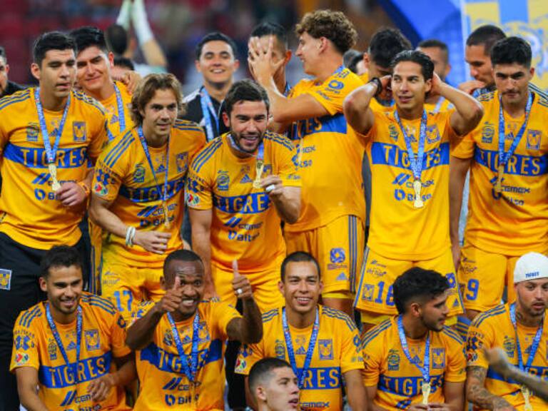 Afición de Chivas pide eliminar título a Tigres por alineación indebida
