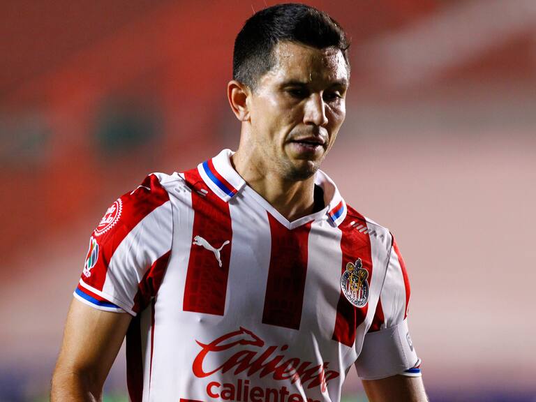 Jesús Molina se va de Chivas