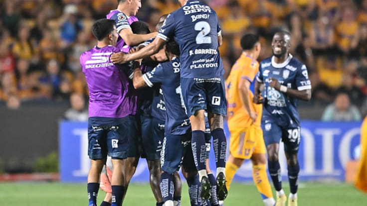 Pachuca repite la dosis en el Volcán; con golazo de Kenedy, los Tuzos escalan al segundo lugar general